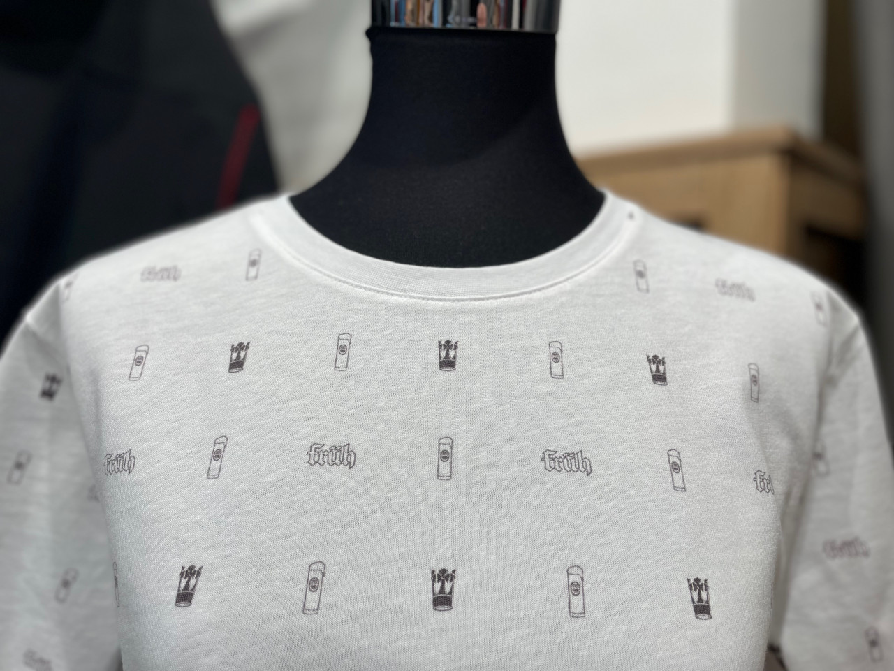 Früh Shirt Weiss Icon